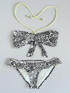 American Eagle Outfitters Halter Bikini Swim Set size Small Top & Large Bottoms